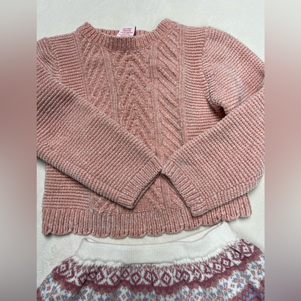 Winter sweater and skirt for girls - Picture 4 of 5
